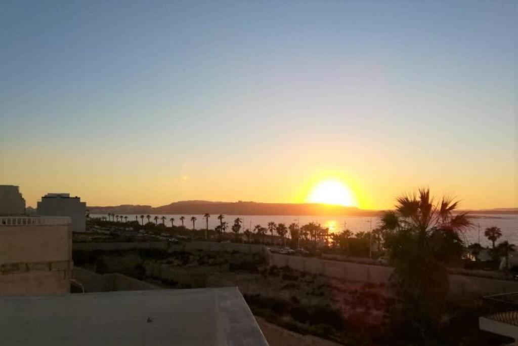 Sunshine Holiday Apartment 5 With Spectacular Seaviews St. Paul's Bay Ngoại thất bức ảnh