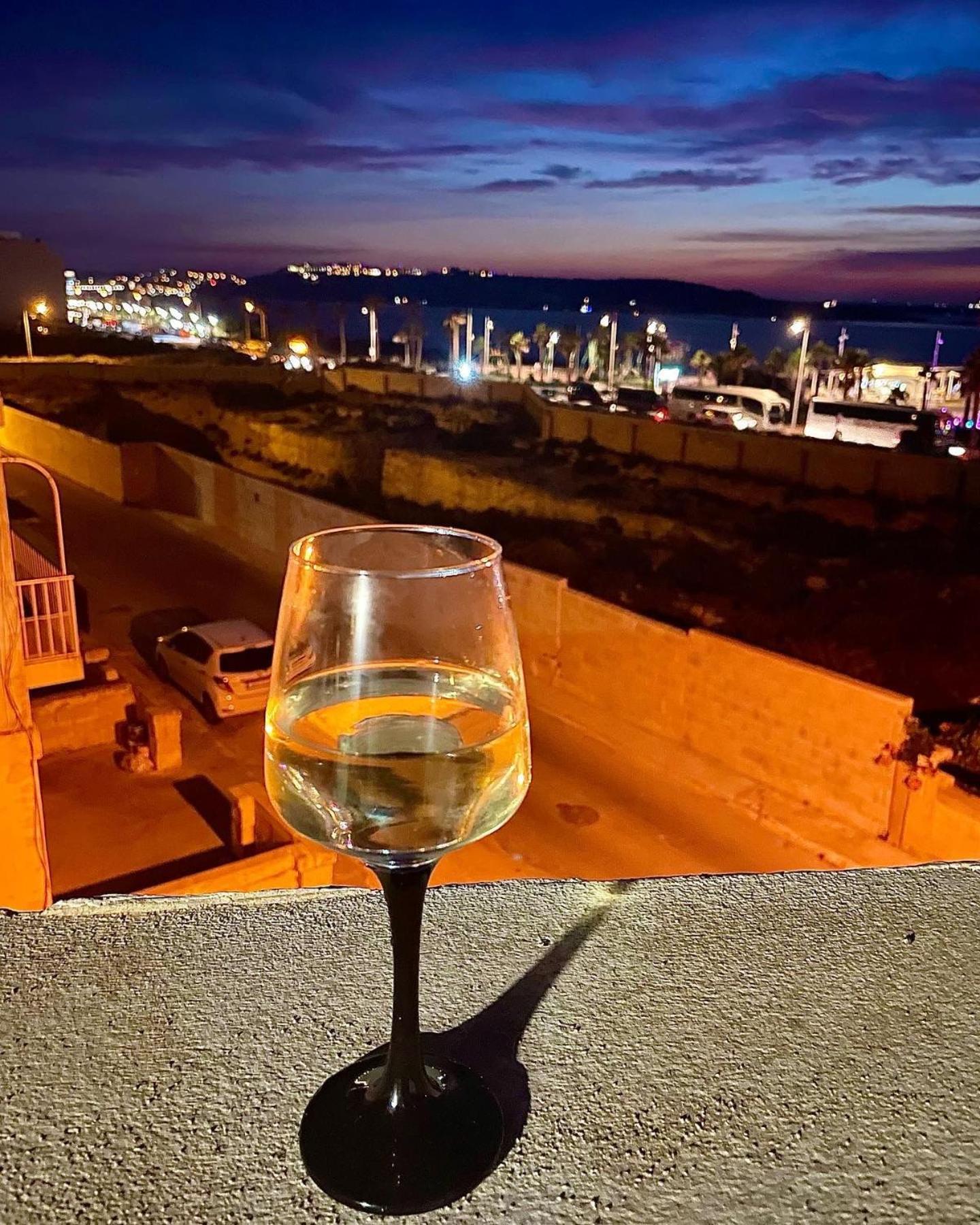 Sunshine Holiday Apartment 5 With Spectacular Seaviews St. Paul's Bay Ngoại thất bức ảnh